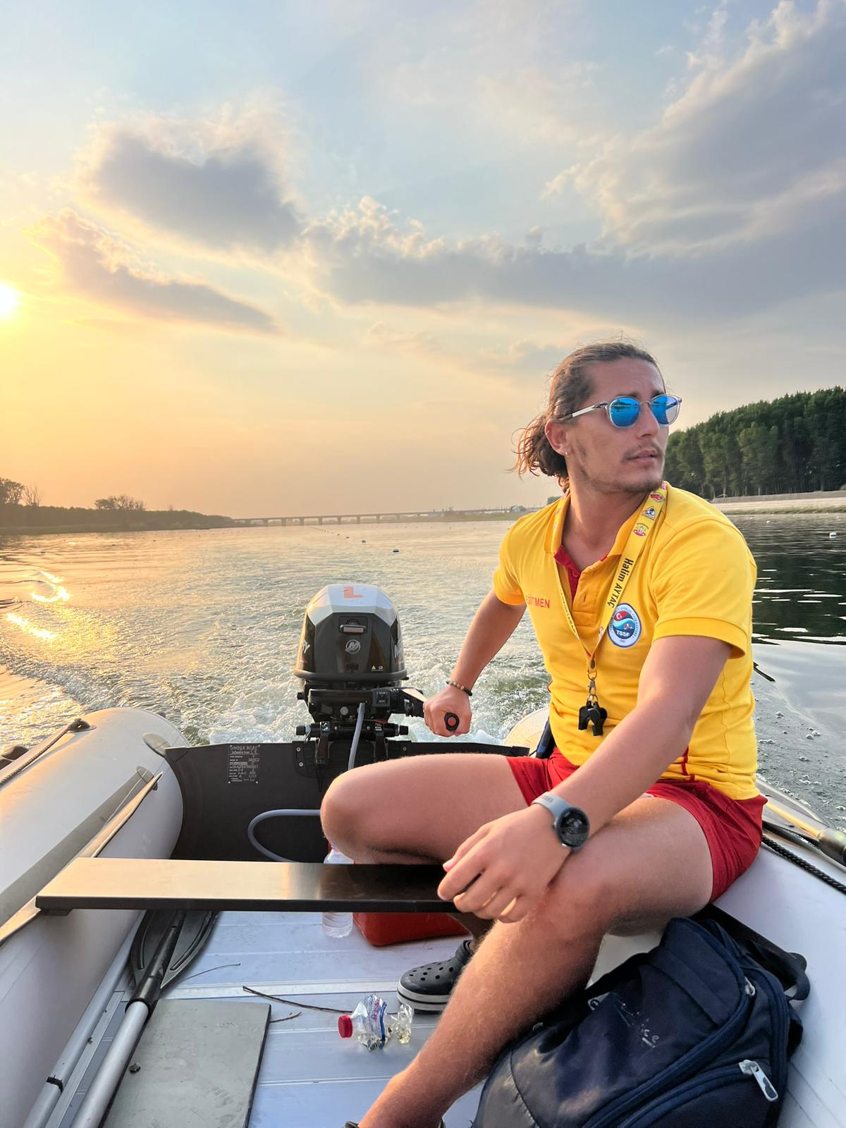 X Prive By LIFEGUARD