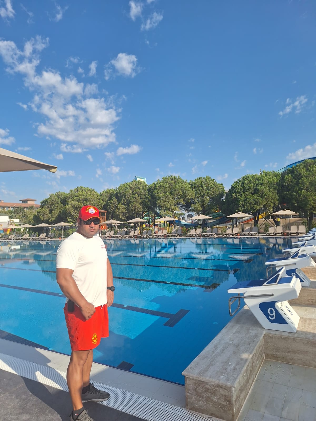 X Prive By LIFEGUARD